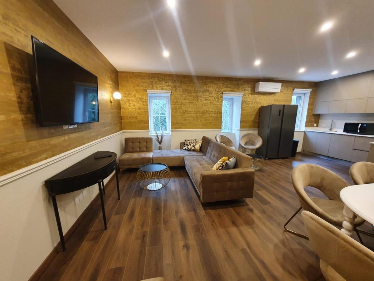 Apartment Legend Majestic - 3 - Parking Prive Gratuit - Centre - Quai De Saone - Gare - Fibre
