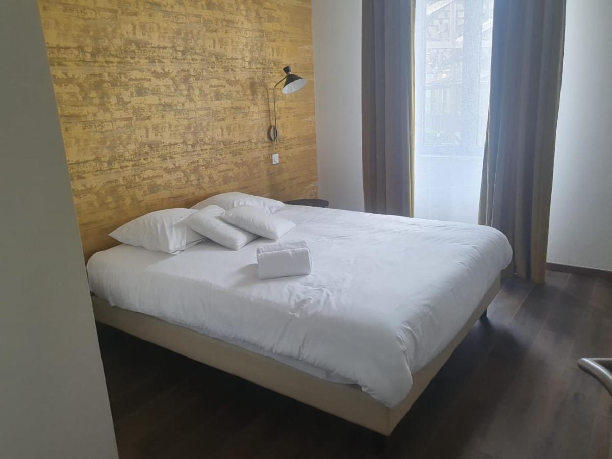 Legend Majestic - 3 - Parking Prive Gratuit - Centre - Quai De Saone - Gare - Fibre Apartment Macon